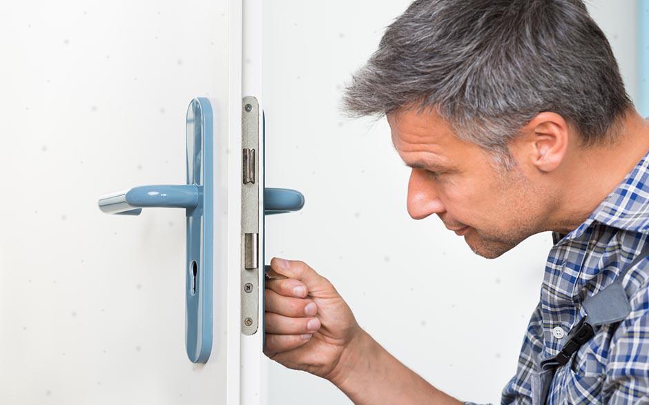 serrurier pour ouverture de porte coincée Saint-Prix